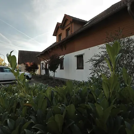 Zum Paradies Guest house *