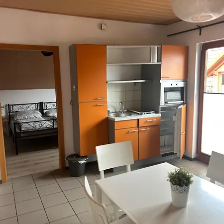 Penzion Zum Paradies 3*