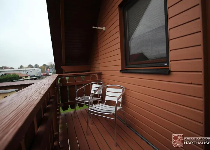 בית הארחה Zum Paradies 3*