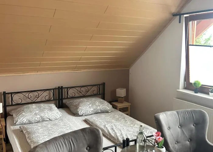 בית הארחה Zum Paradies